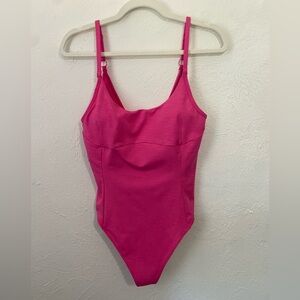 NWOT Outdoor Voices TechSweat Bodysuit, Pink, M